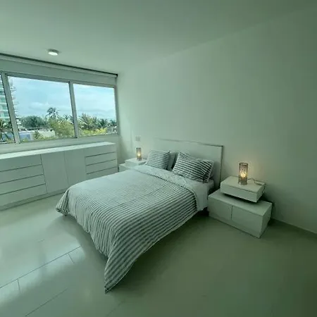 Apartamento Beachfront Luxury